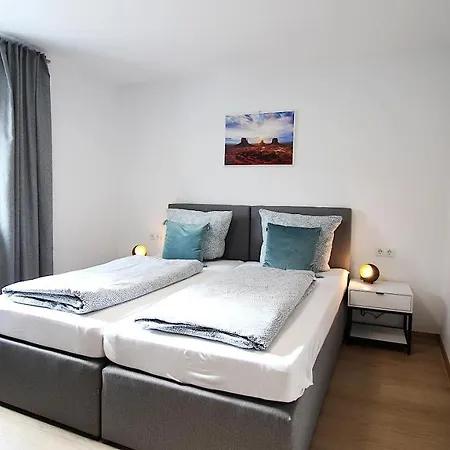 Modern In Wurzburg, Near Hospital, Free Parking