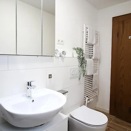 Apartment Modern In Wurzburg, Near Hospital, Free Parking Wurzburg